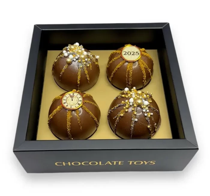 nabir-4-novorichnykh-shokobomb-z-marshmelou-laviva-chocolate-160-h-66239152726626 (1)